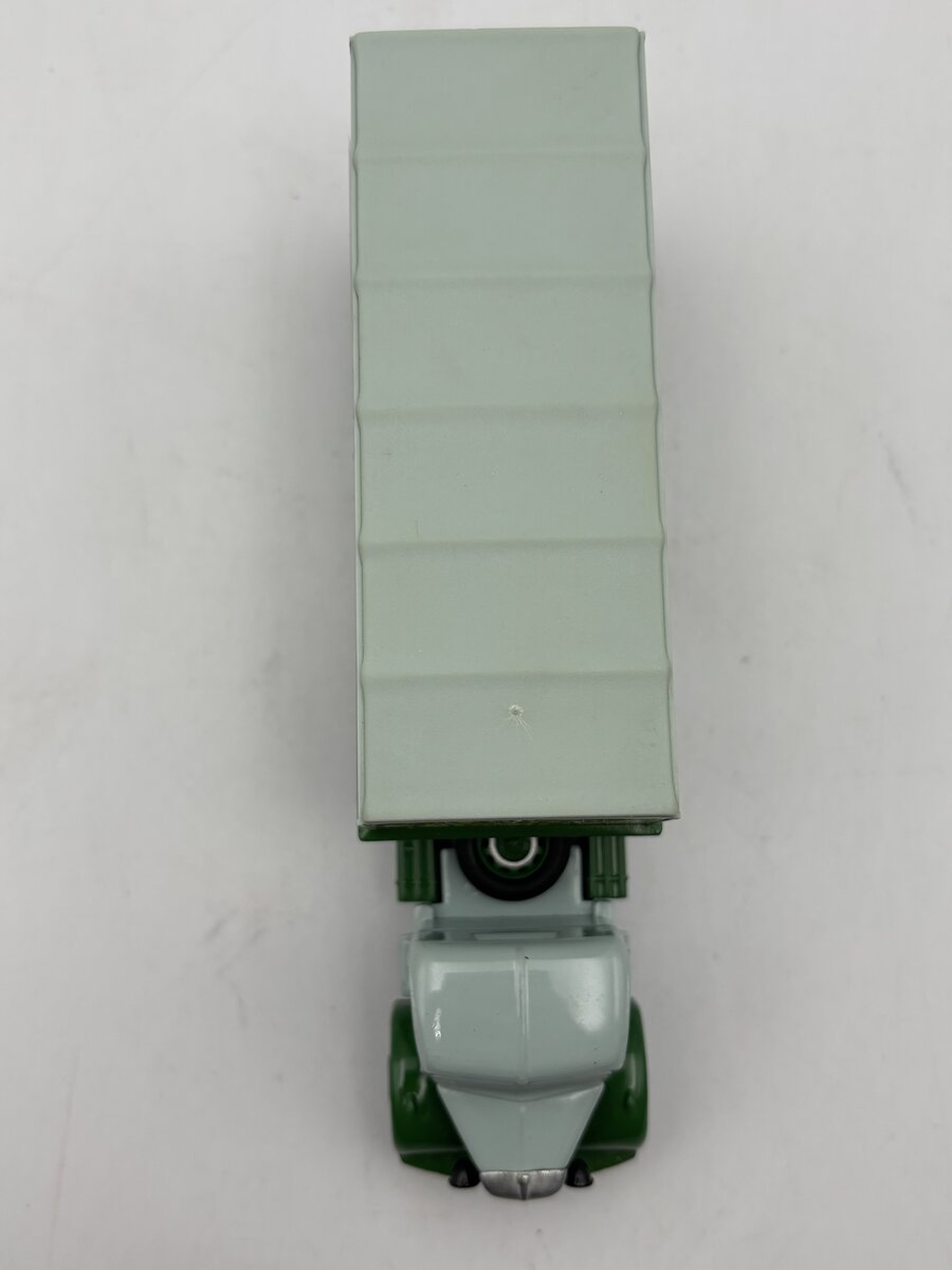 Corgi 97300 1:50 Bedford Articulated Truck Billy Smart's LN/Box