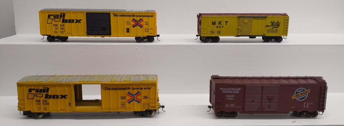 S Scale Assorted Boxcars [4] EX