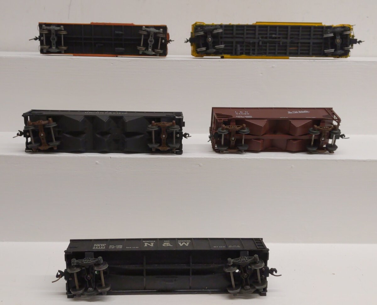 S Scale Assorted Freight Cars [5] EX