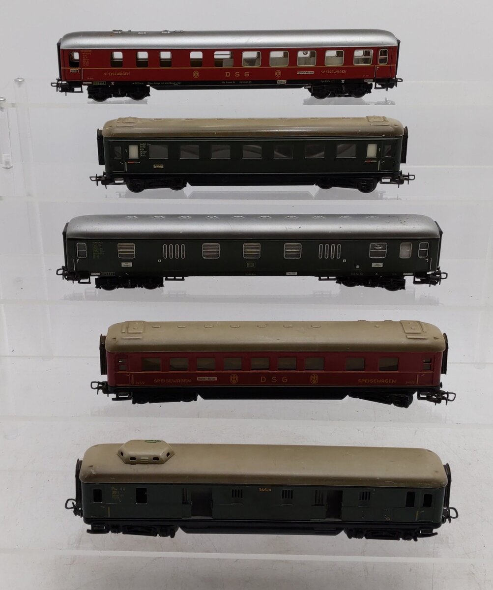 Marklin HO Assorted Passenger Cars [5] VG