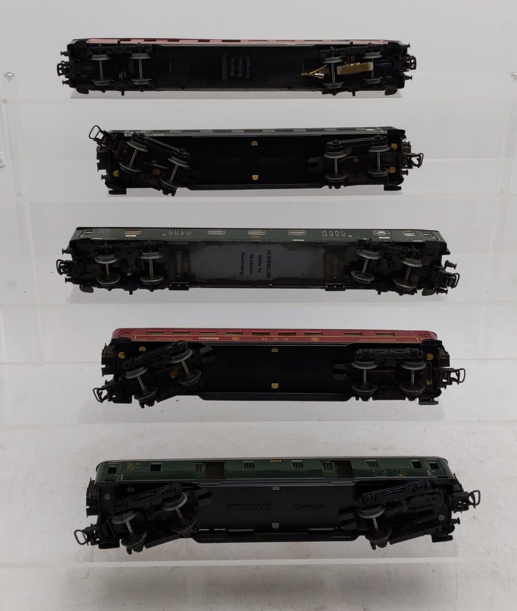 Marklin HO Assorted Passenger Cars [5] VG