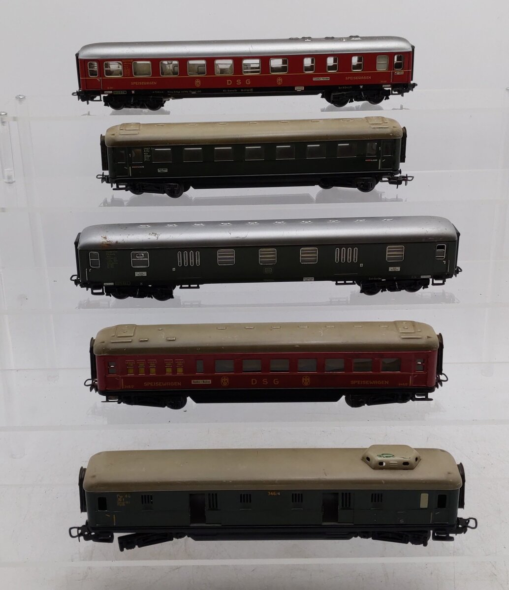 Marklin HO Assorted Passenger Cars [5] VG