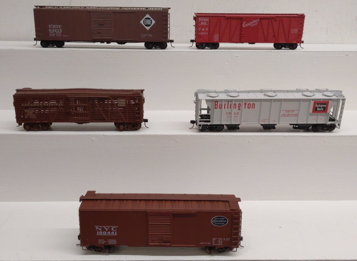 S Scale Assorted Freight Cars [5] EX