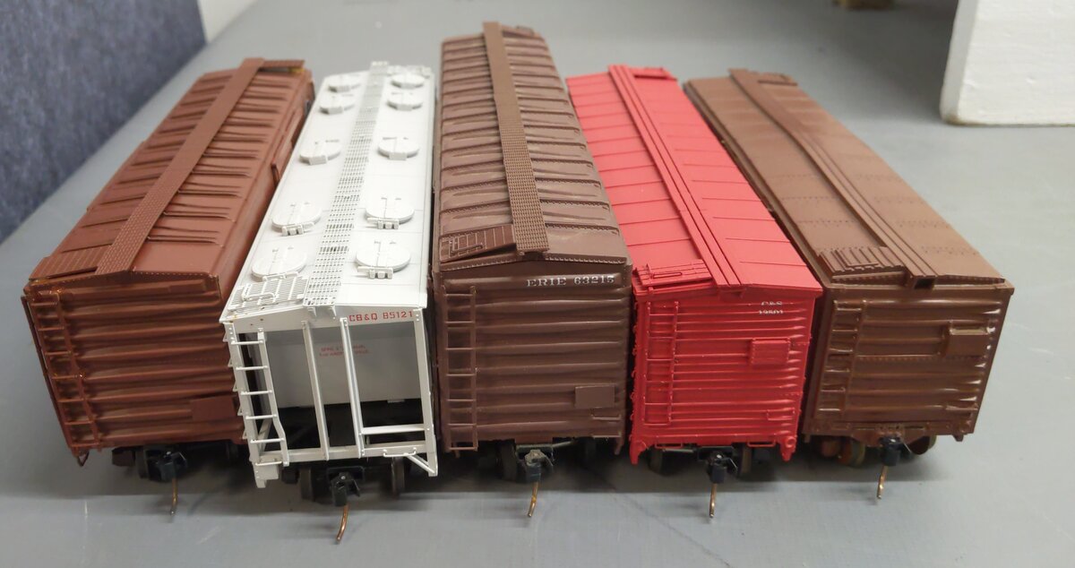 S Scale Assorted Freight Cars [5] EX