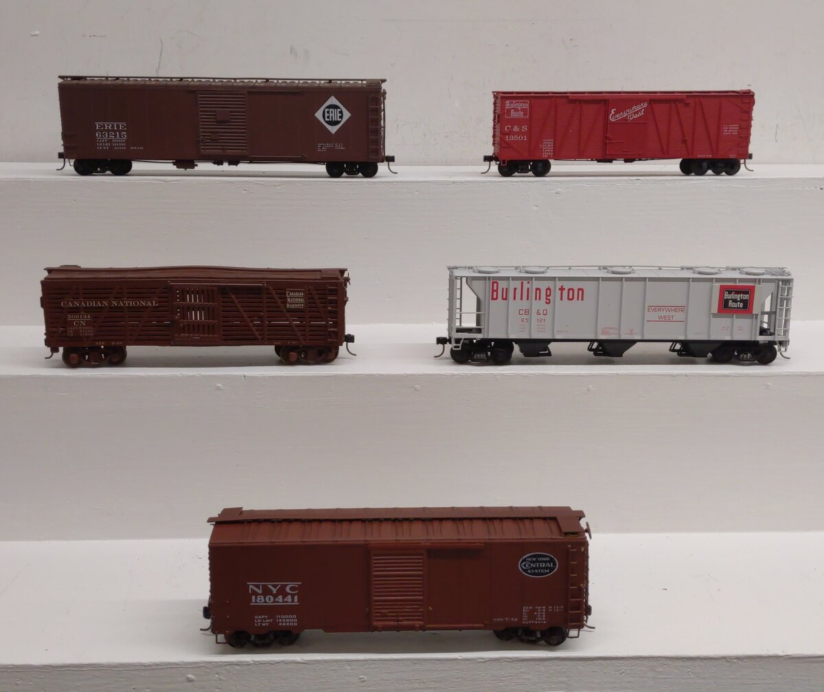 S Scale Assorted Freight Cars [5] EX