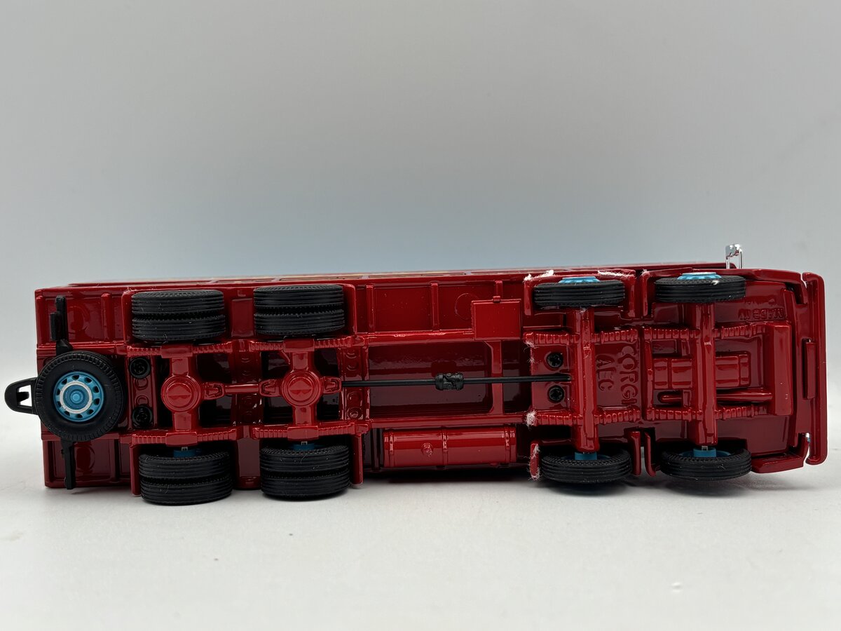 Corgi 97896 1:50 Chipperfields Circus AEC Pole Truck EX/Box