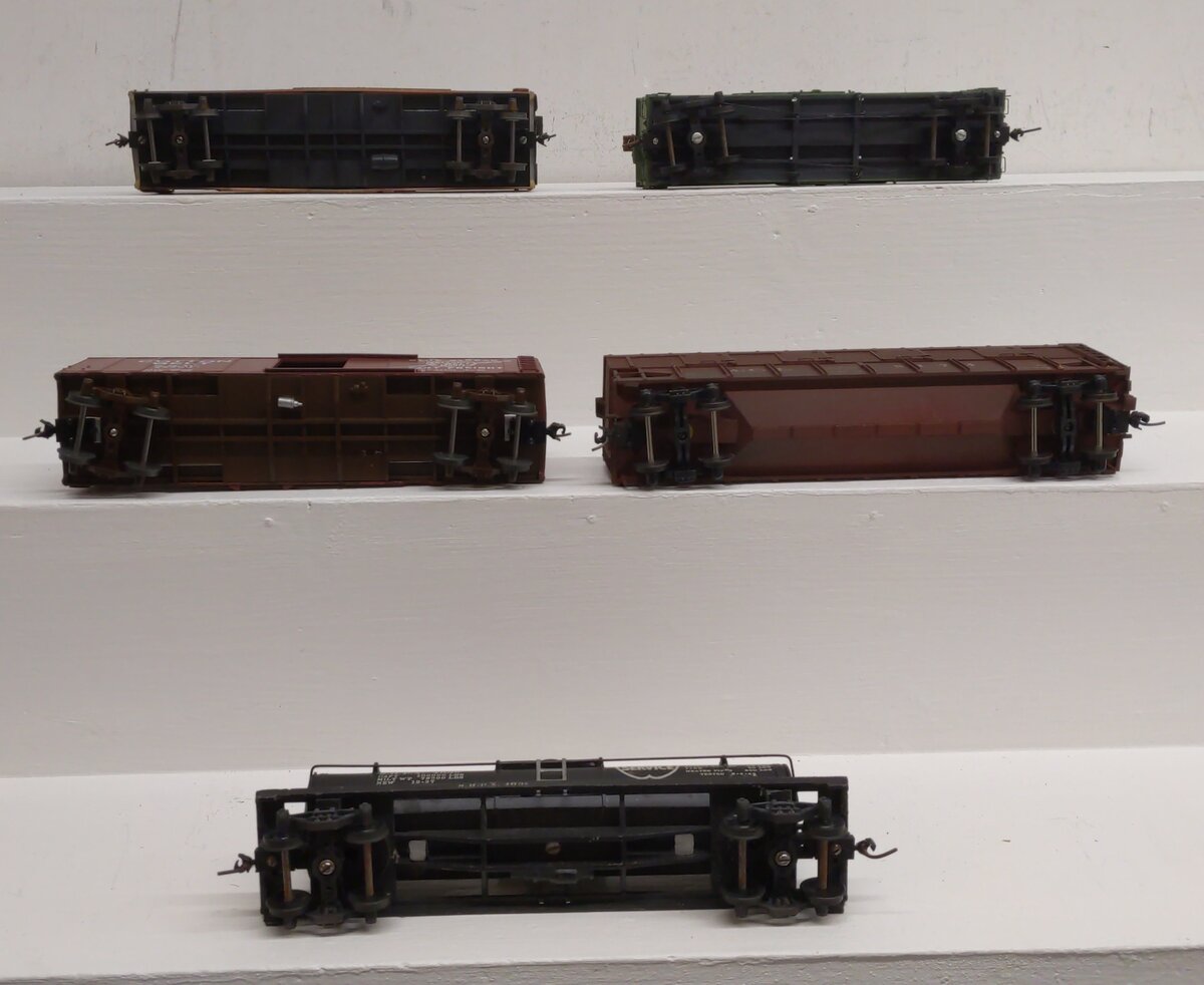 S scale Assorted Freight Cars [5] EX