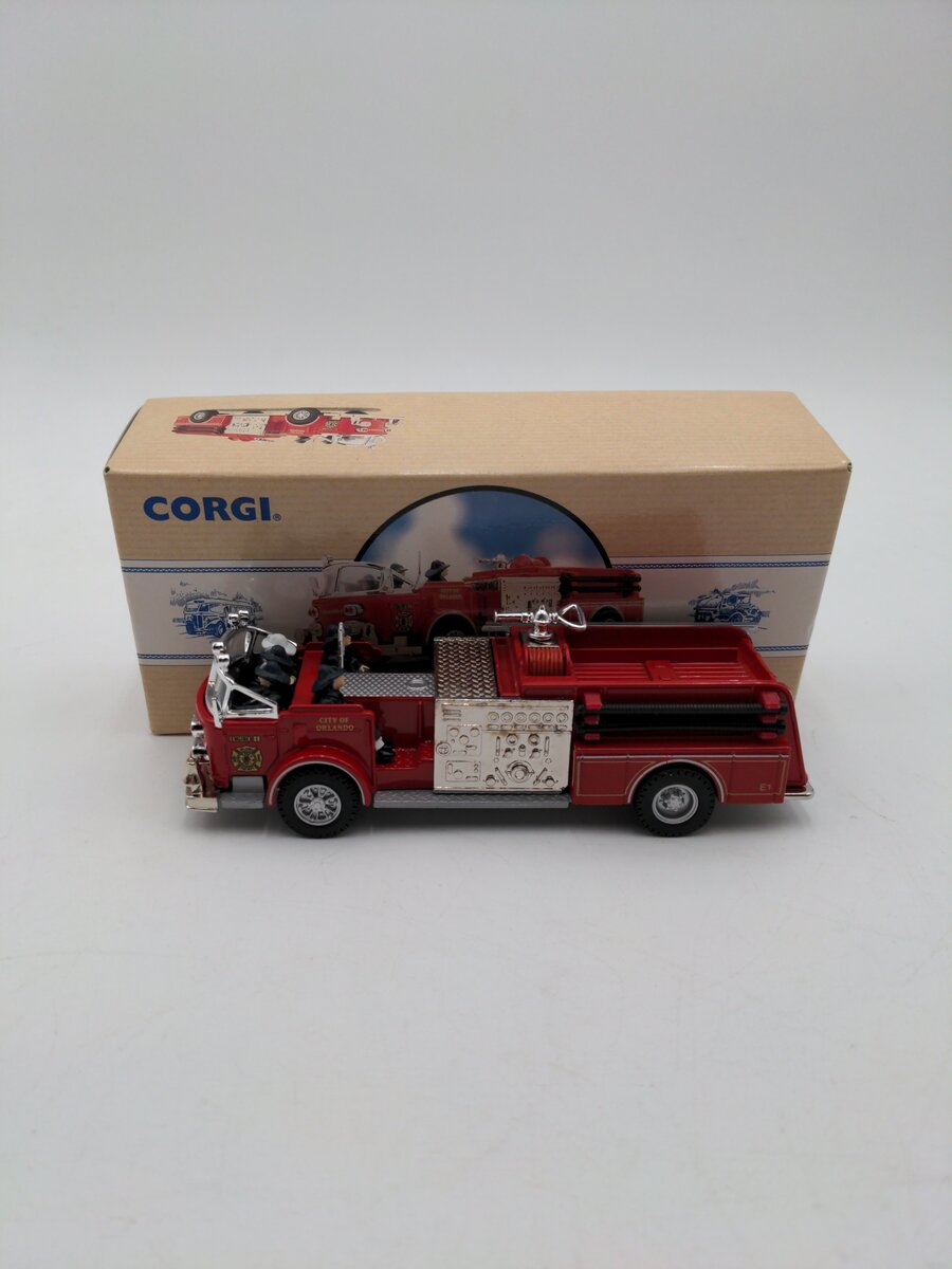 Corgi 97326 1:50 Orlando American La France Pump Fire Engine  EX/Box