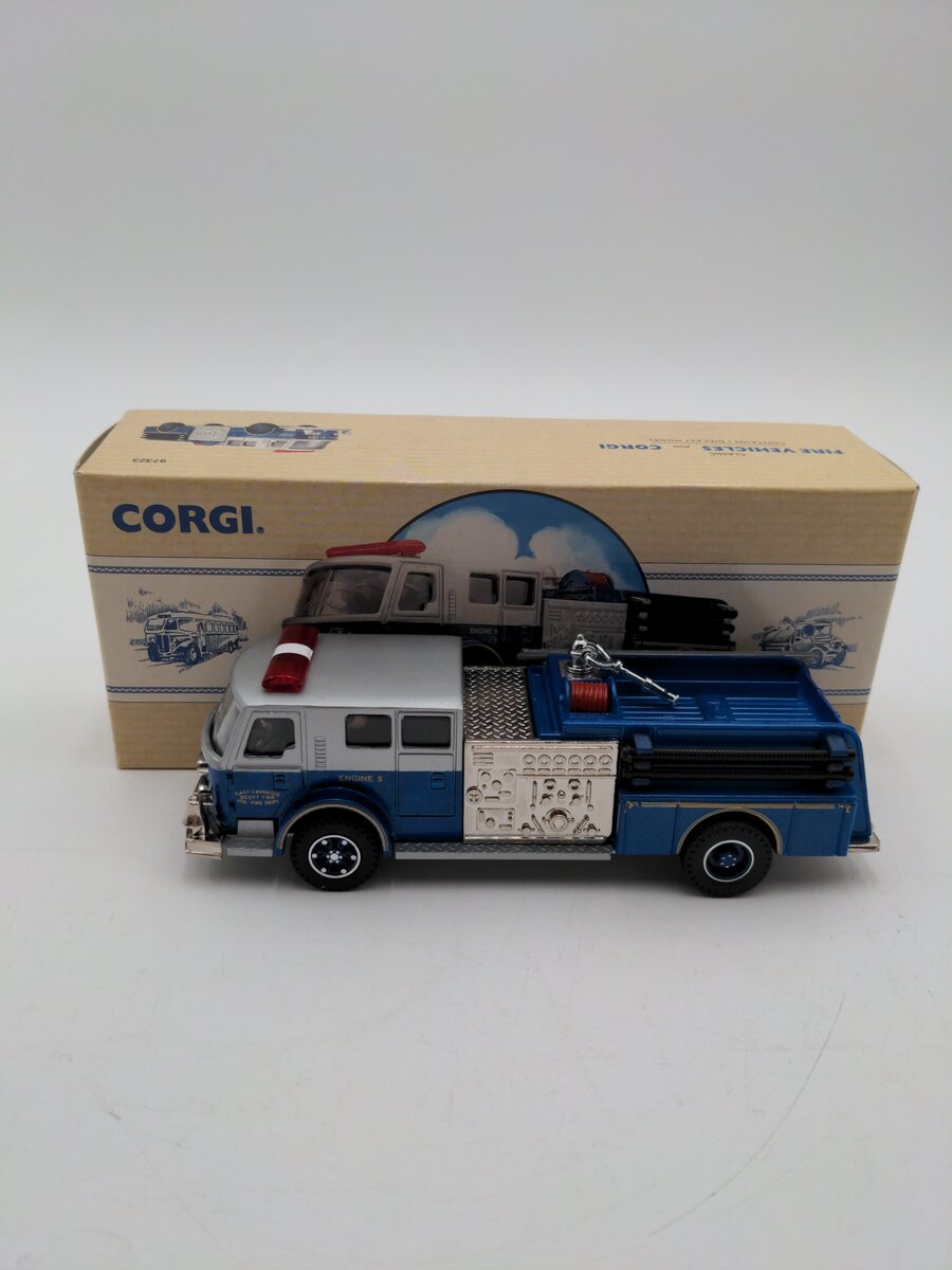 Corgi 97323 1:50 Die-Cast American La France Carnegie Fire Truck EX/Box