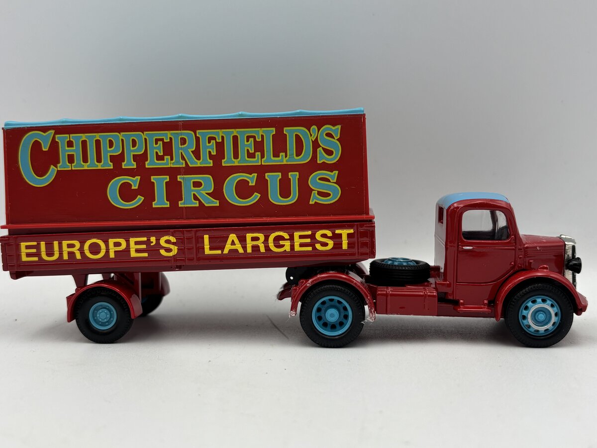 Corgi 97303 1:50 Chipperfield's Circus Bedford Articulated Truck EX/Box