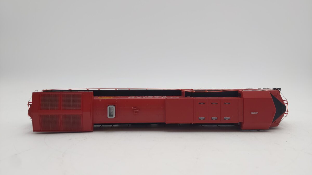 Athearn 77645 HO Canadian Pacific RTR AC4400 Diesel Locomotive #9751