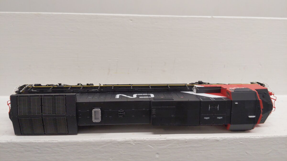 Athearn G31633 HO Canadian National Dash 9-44CW Diesel Locomotive #2600 w/DCC EX/Box