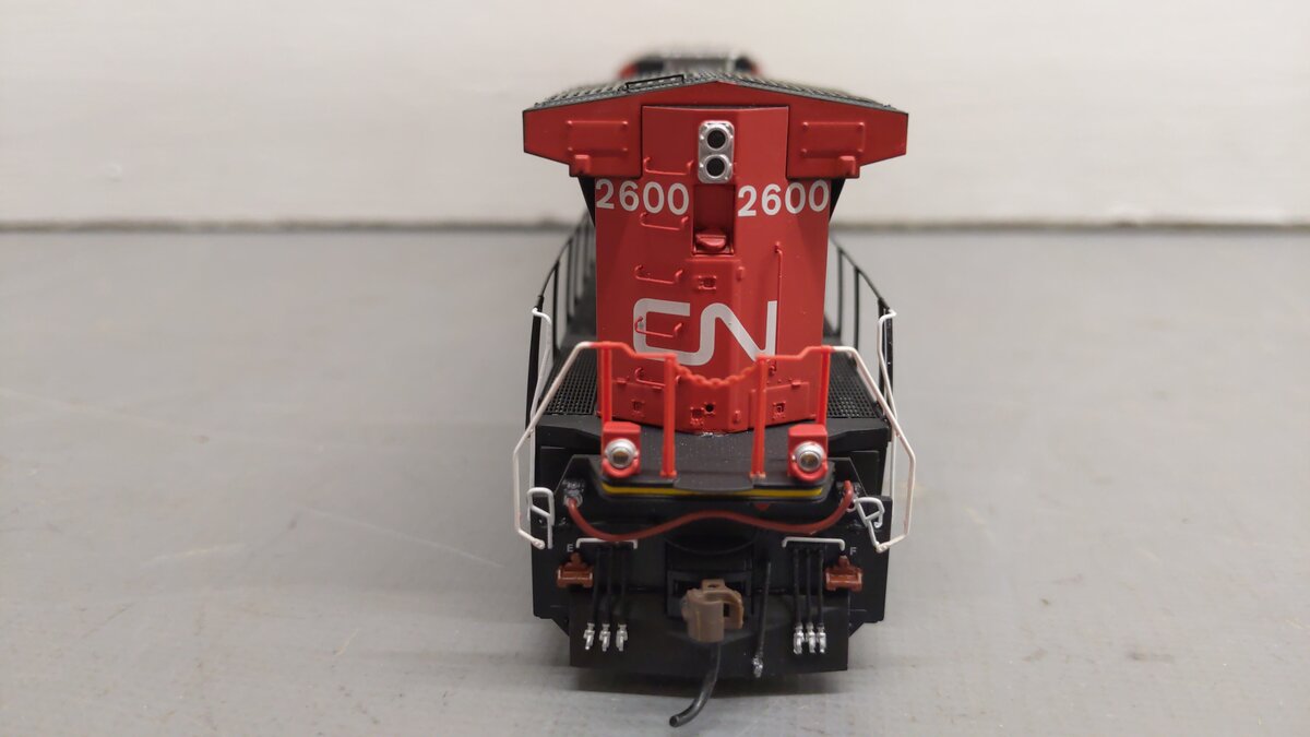 Athearn G31633 HO Canadian National Dash 9-44CW Diesel Locomotive #2600 w/DCC EX/Box