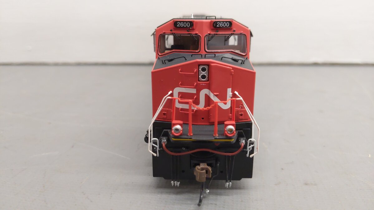 Athearn G31633 HO Canadian National Dash 9-44CW Diesel Locomotive #2600 w/DCC EX/Box