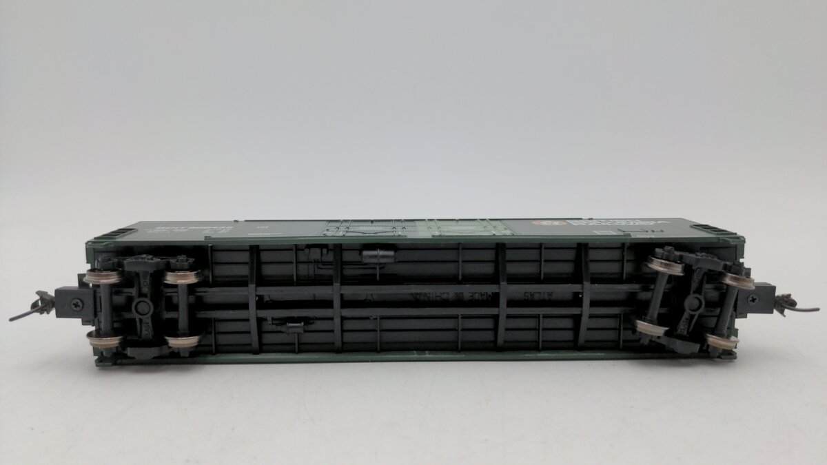 Atlas 1756-3 HO Scale BC Rail Evans Double Plug Door Box Car #800435 EX/Box