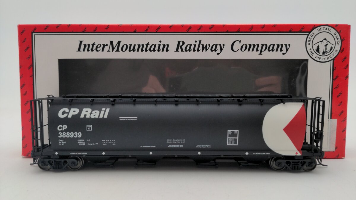 InterMountain 45115-25 HO Scale Canadian Pacific Cylindrical Hopper Car #388939 EX/Box