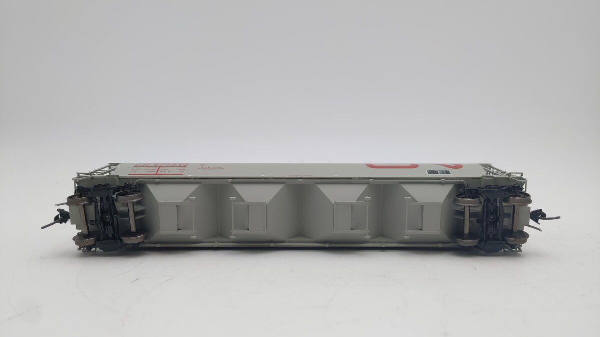 InterMountain 45205-27 HO Scale Canadian National Cylindrical Hopper Car #377249 EX/Box