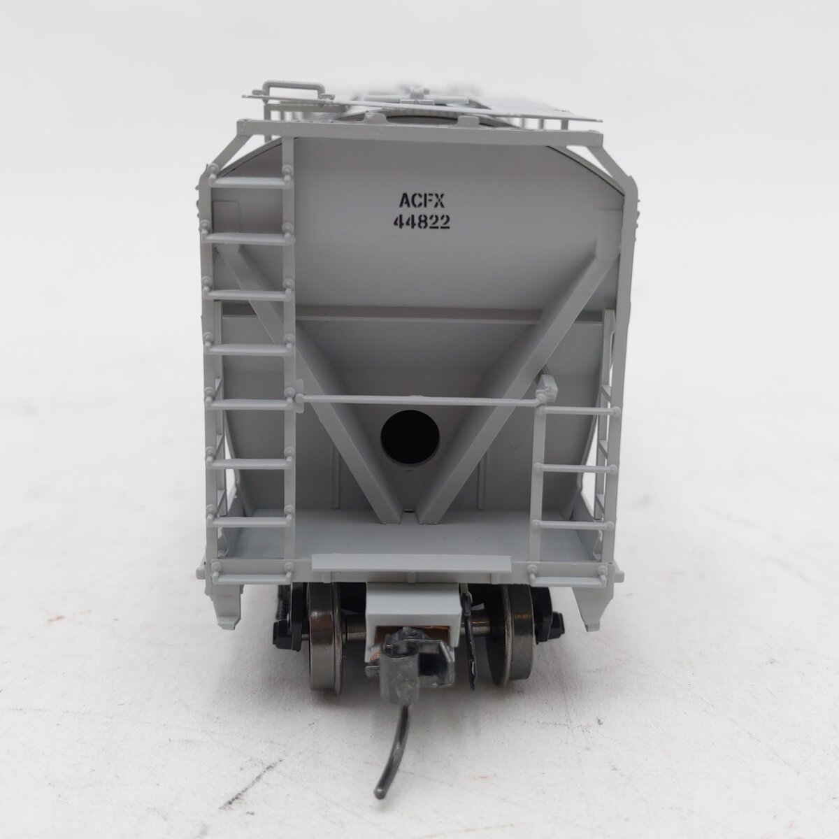 InterMountain 46515-04 HO ACFX ACF 2-Bay Center-Flow Covered Hopper Car #44822 LN/Box