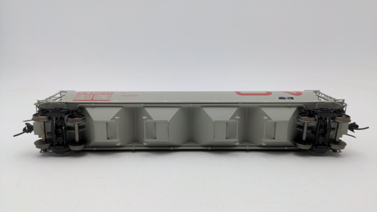 InterMountain 45205-36 HO Scale Canadian National Cylindrical Hopper Car #377999 EX/Box