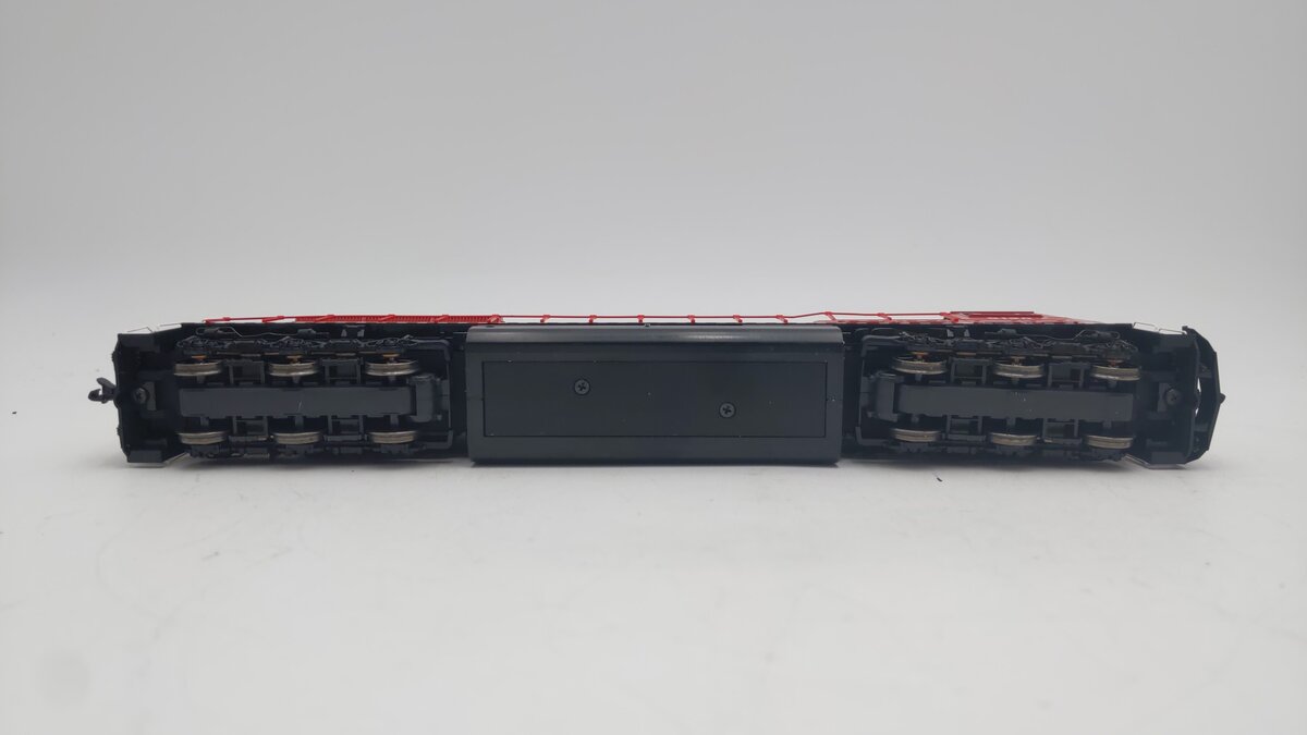 Kato 37-6351 HO Scale Canadian Pacific EMD SD90/43MAC Diesel Locomotive #9120 LN/Box