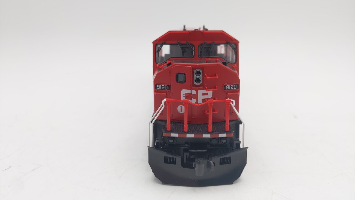 Kato 37-6351 HO Scale Canadian Pacific EMD SD90/43MAC Diesel Locomotive #9120 LN/Box