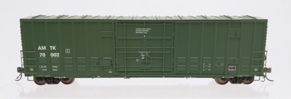 Rapido Trains 137006-1 HO Scale Amtrak Boxcar #70002 NIB