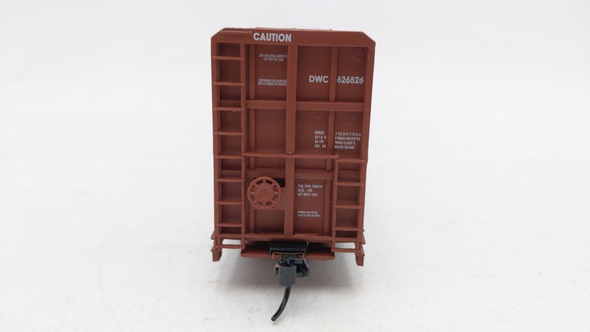 Walthers 932-41452 HO 72' Centerbeam Flat Car DWC #626526