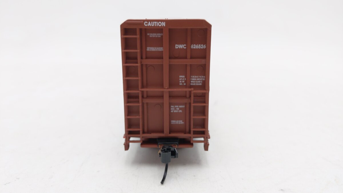 Walthers 932-41452 HO 72' Centerbeam Flat Car DWC #626526
