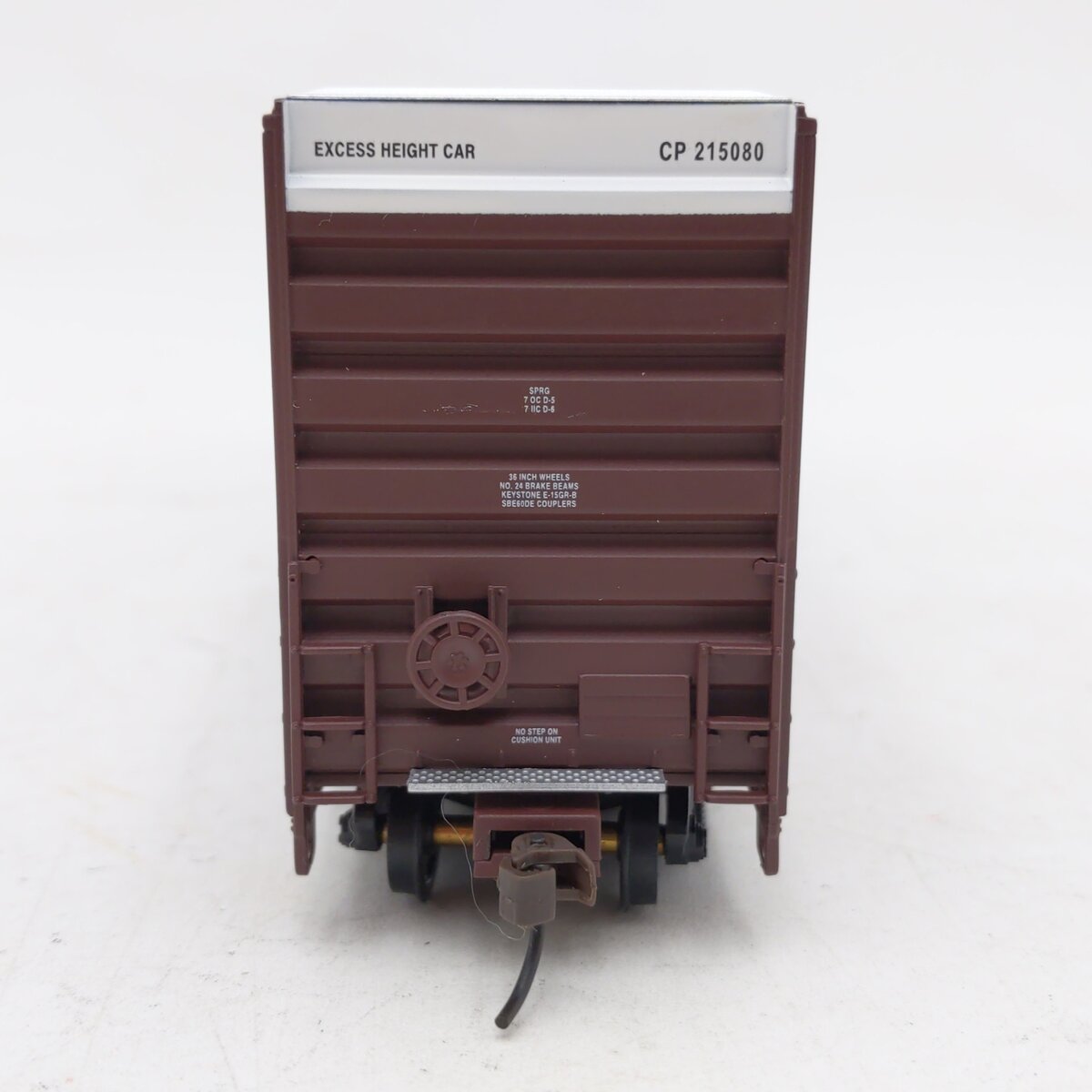 Walthers 932-7107 HO Scale CP Gunderson 50' Hi-Cube Paper Boxcar #215080 LN/Box
