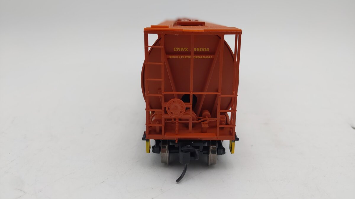 Walthers 910-7159 HO Scale CNWX Cylindrical Hopper Car #395004