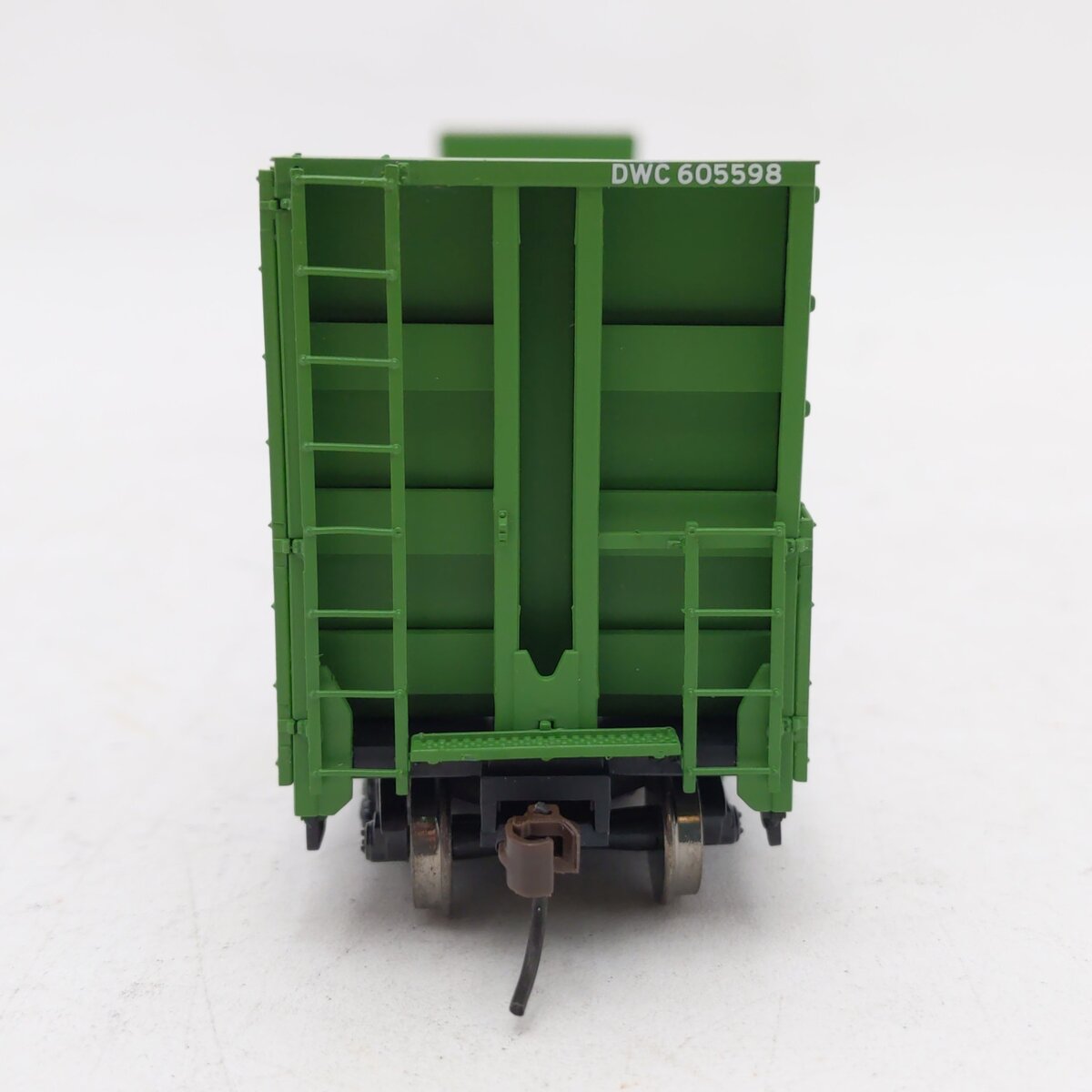 Walthers 932-40052 DWP/DWC Canadian 50' Bulkhead Flat Car #605598 NIB