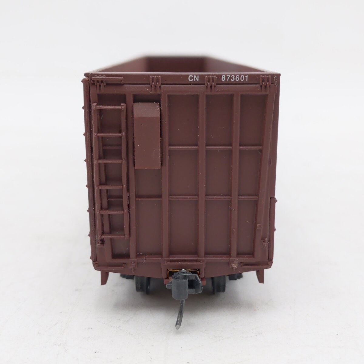 Walthers 932-4057 HO Scale Canadian National 61' Wood Chip Car #873601 EX/Box