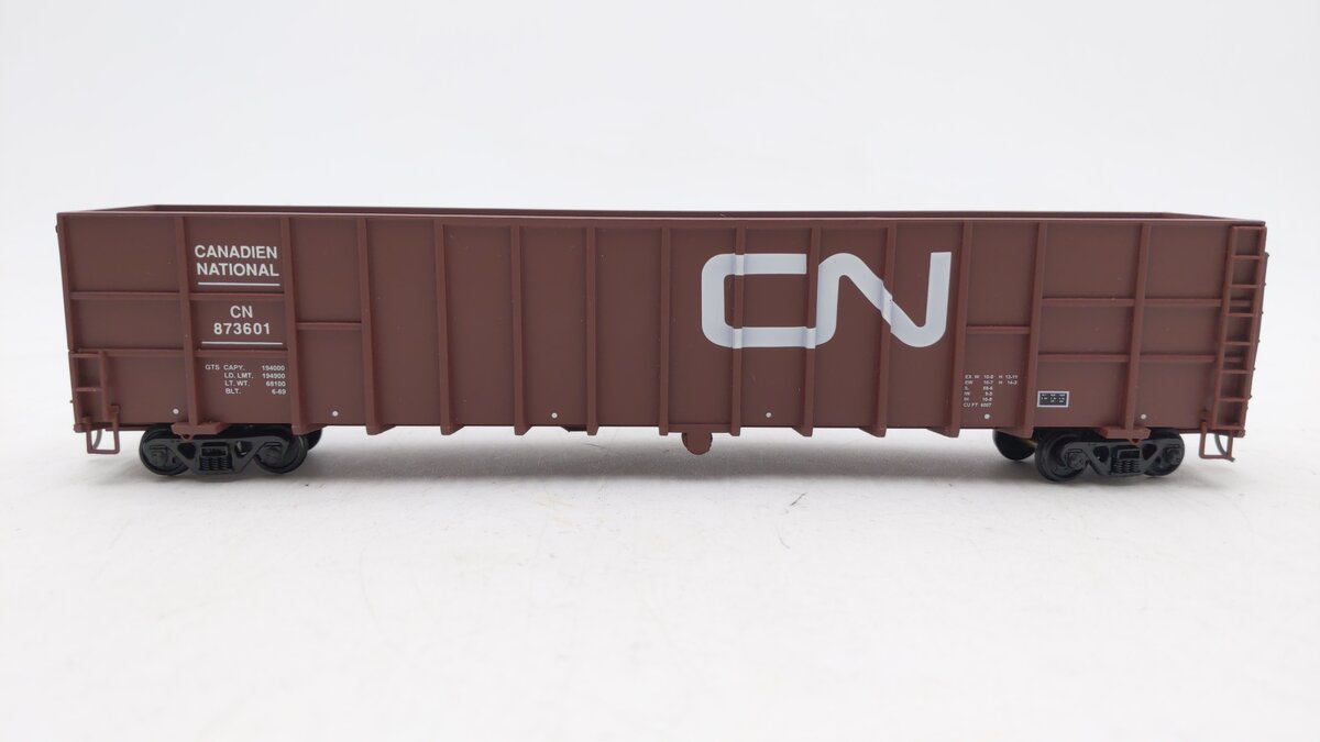 Walthers 932-4057 HO Scale Canadian National 61' Wood Chip Car #873601 EX/Box