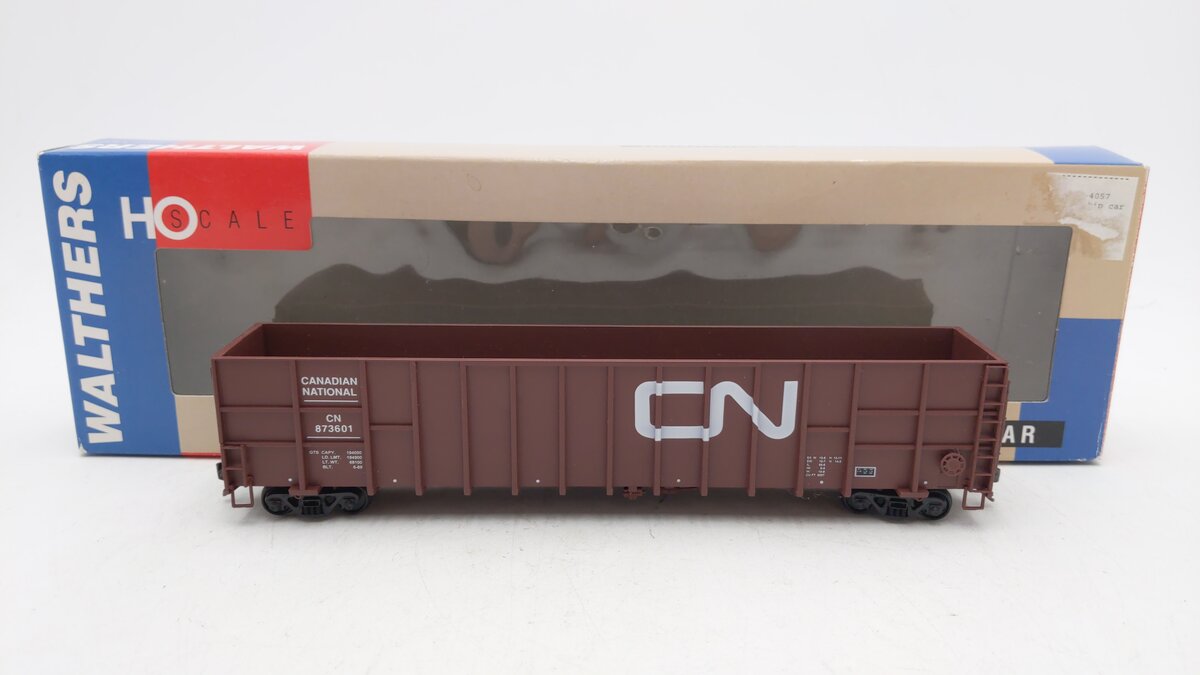 Walthers 932-4057 HO Scale Canadian National 61' Wood Chip Car #873601 EX/Box