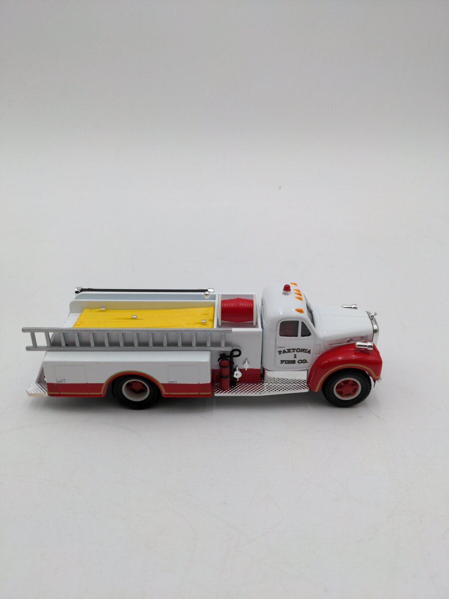 Corgi 98486 1:50 Diecast MACK B Series Pumper Fire Engine Paxtonia EX/Box