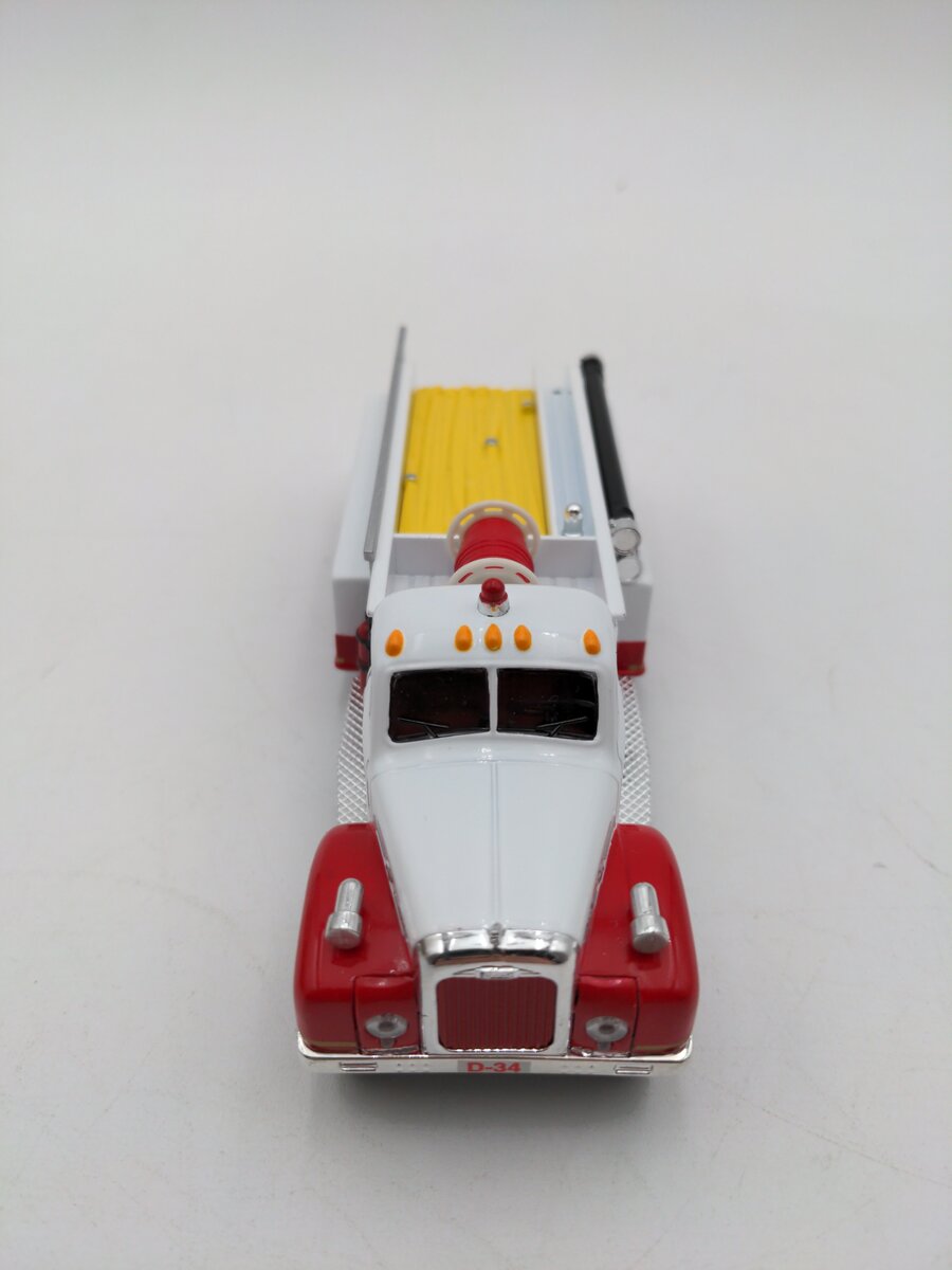 Corgi 98486 1:50 Diecast MACK B Series Pumper Fire Engine Paxtonia EX/Box