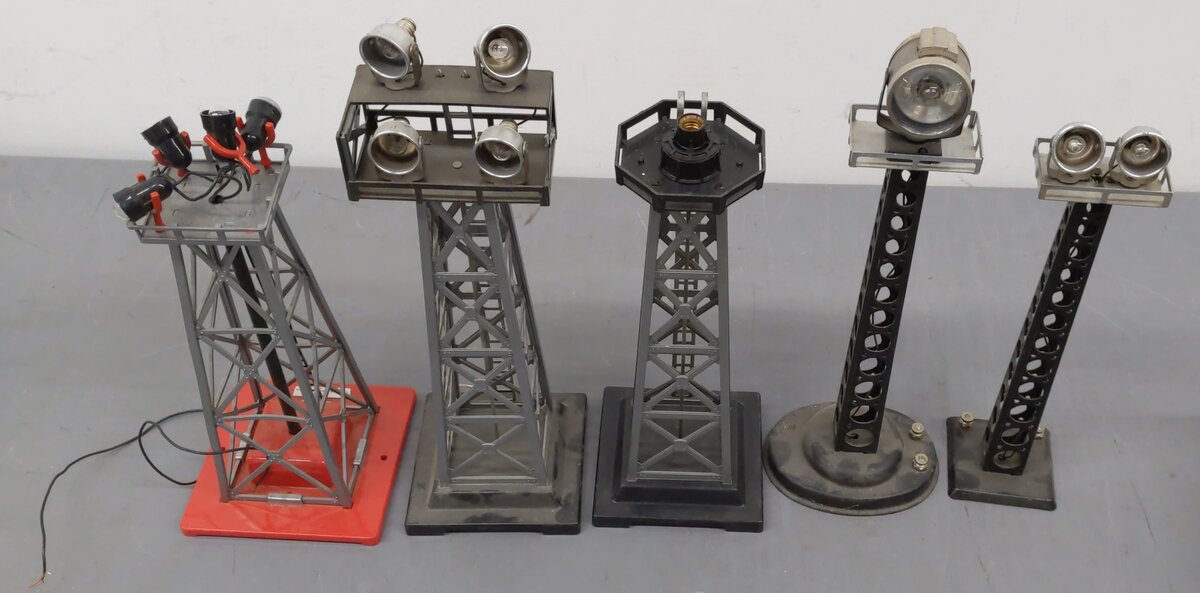 American flyer & Marx O Assorted Accessories w/Bridge #436,416,744,0416,418 [7] VG
