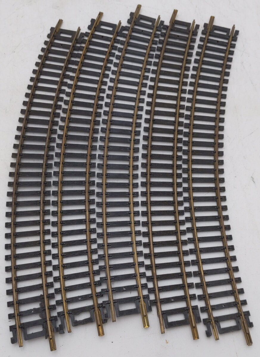 AHM HO Assorted 18" Brass/Nickel Silver Curved Track [26] VG