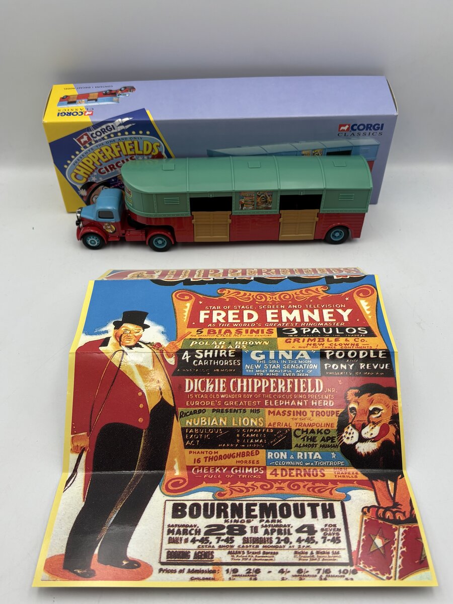 Corgi 97887 1:50 Chipperfields Circus BedFord O Articulated Horsebox EX/Box