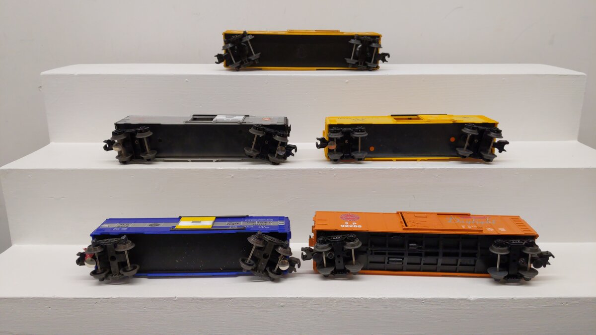 Lionel, K-Line & MTH Assorted Train Cars [5] EX