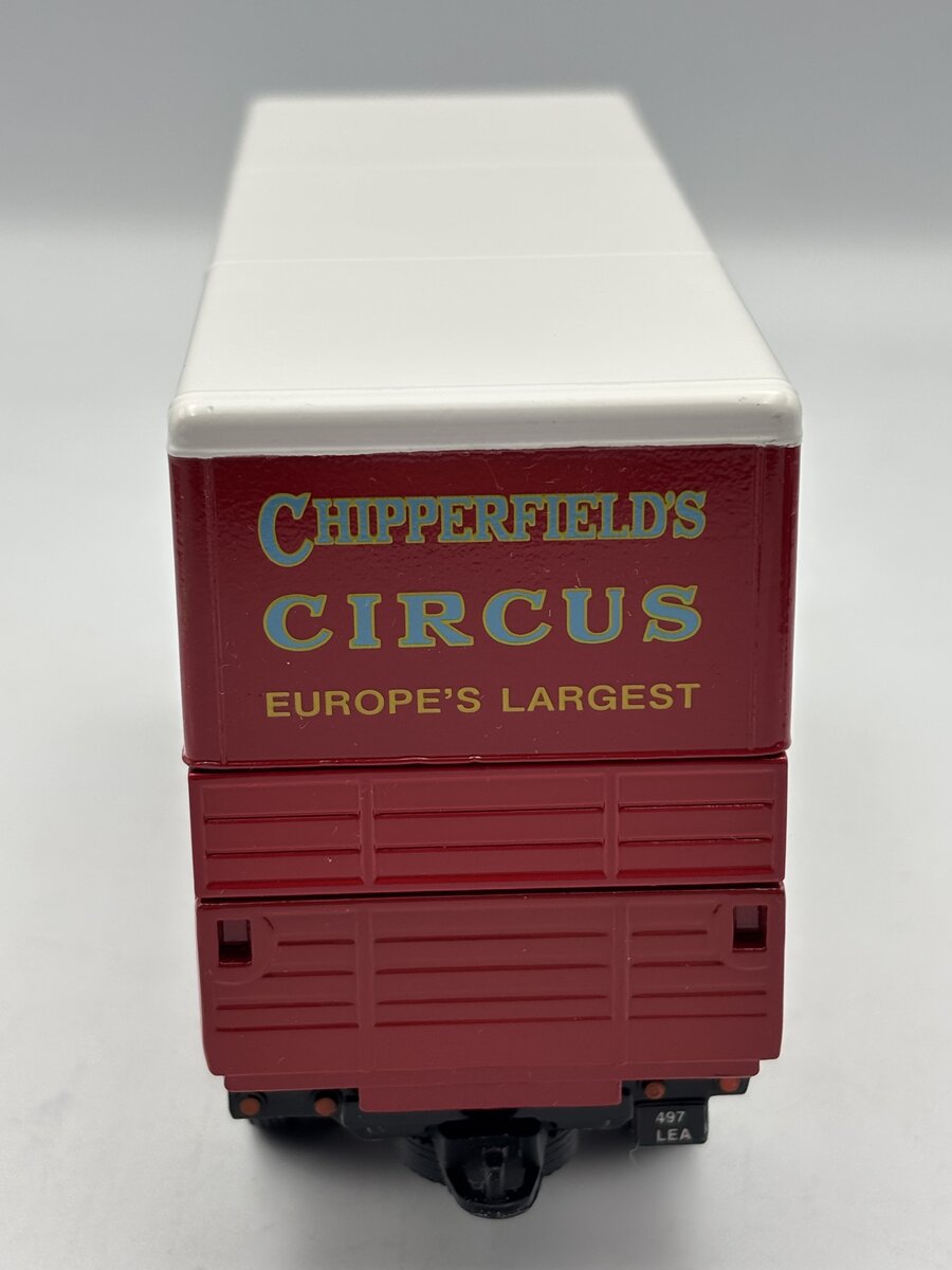 Corgi 97885 1:50 Chipperfields Scammell Highwayman Trailer & Caravan LN/Box