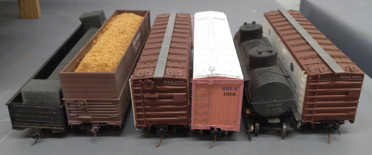 S Scale Assorted Freight Cars [6] VG