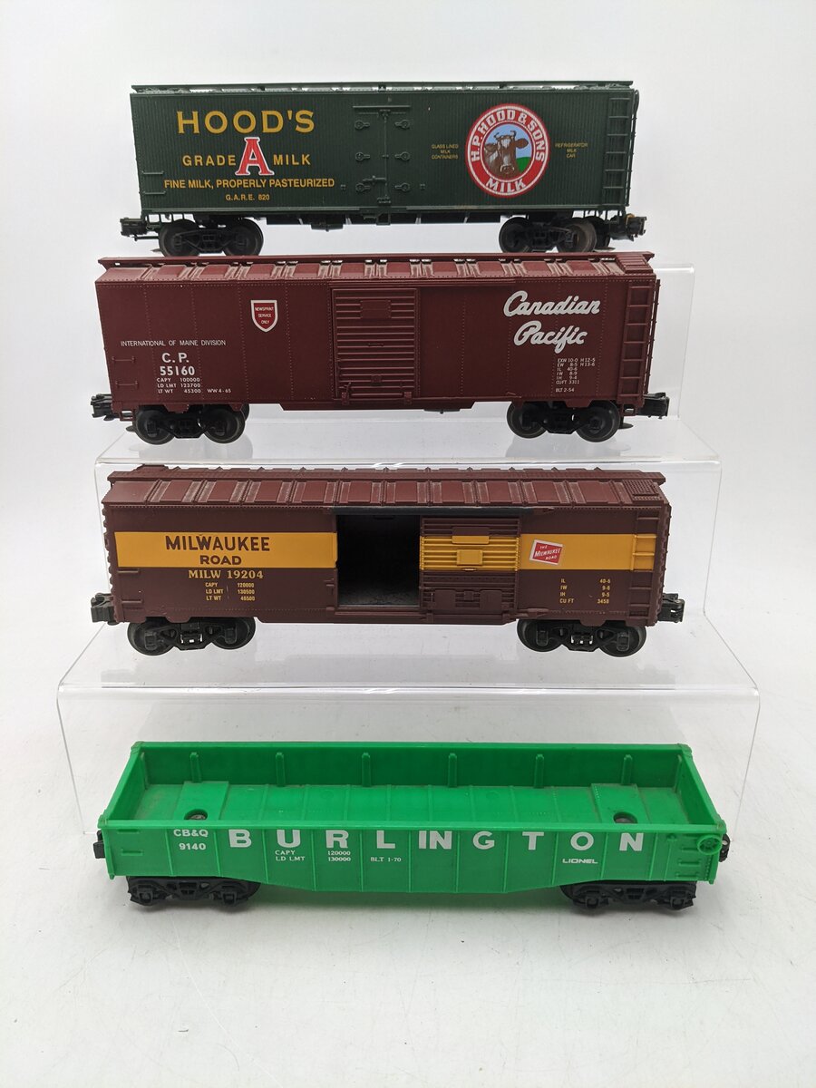 Lionel  O Gauge Assorted Train Cars [4] EX