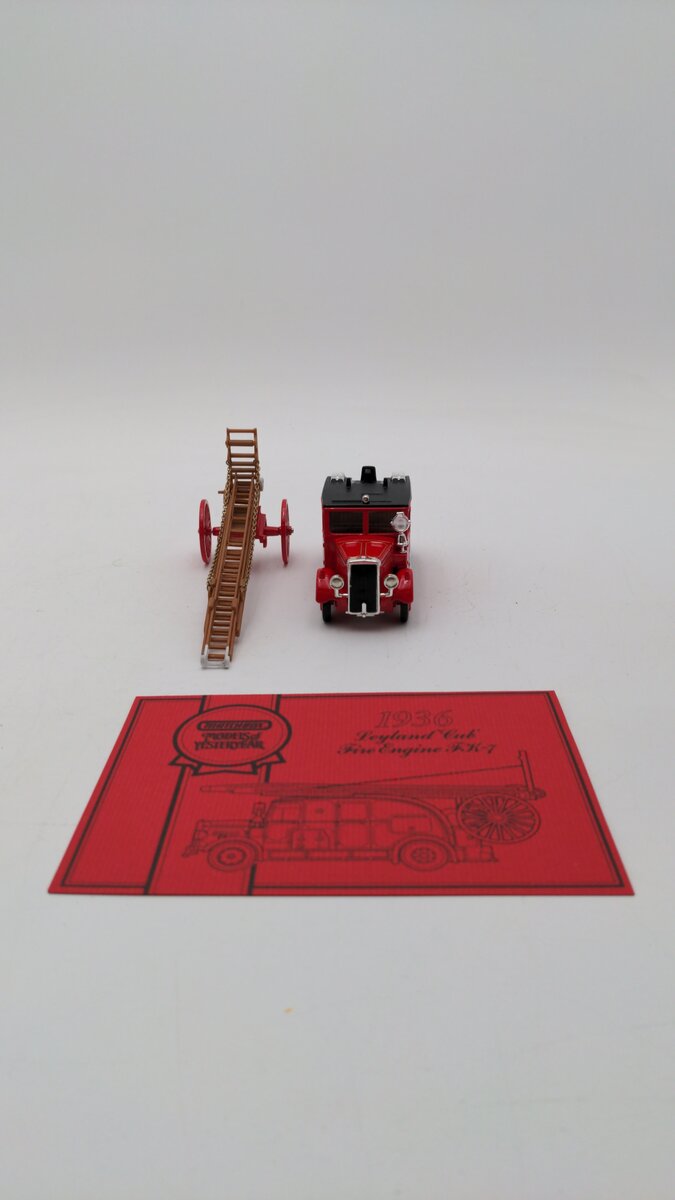 Matchbox FK-7 1:49 Scale Models of Yesteryear 1936 Leyland Cub Fire Engine LN/Box