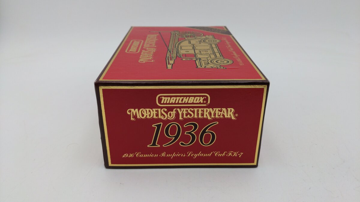 Matchbox FK-7 1:49 Scale Models of Yesteryear 1936 Leyland Cub Fire Engine LN/Box