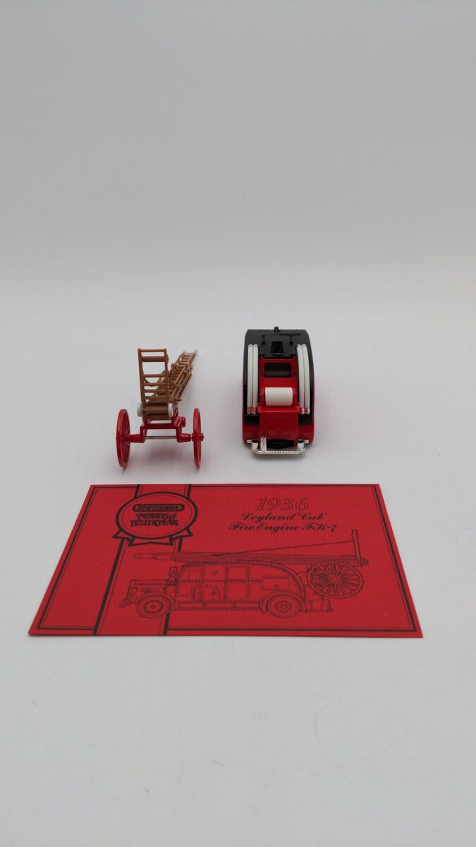 Matchbox FK-7 1:49 Scale Models of Yesteryear 1936 Leyland Cub Fire Engine LN/Box