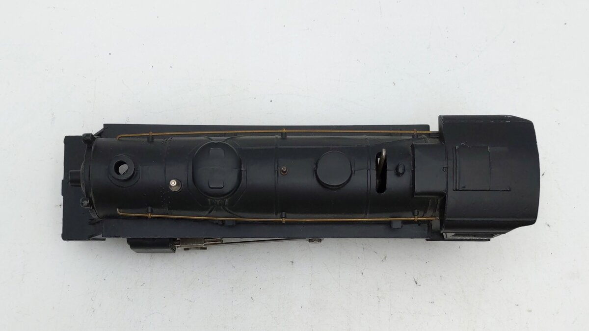 Lionel 1655 Vintage O Lionel Lines 2-4-2 Steam Locomotive