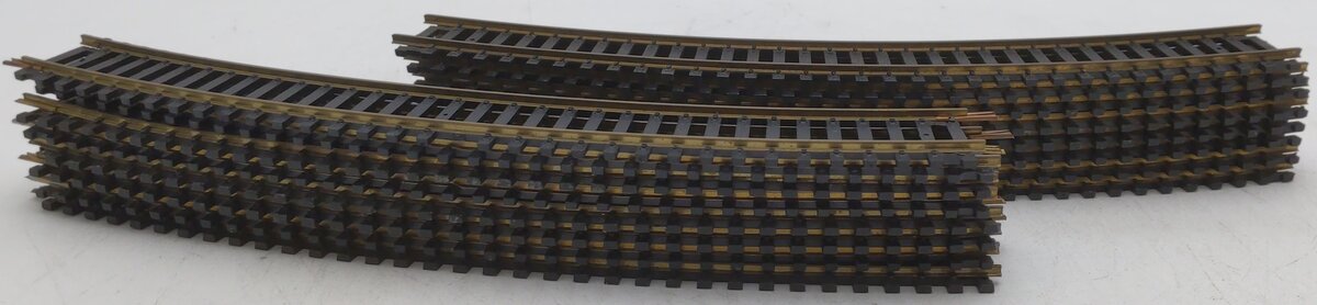 Assorted HO 18" R Curved Tracks [16] VG