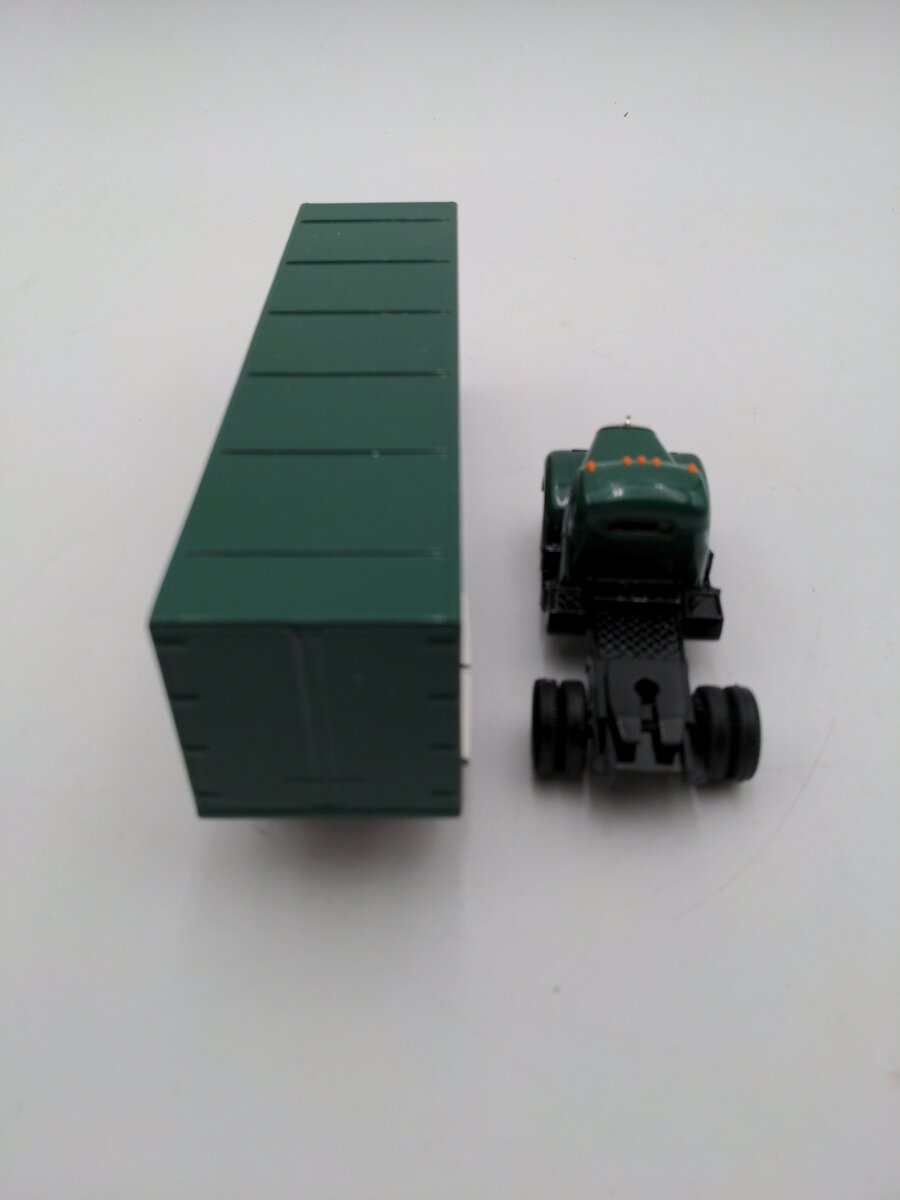 Corgi 52301 1:50 Great Northern Railway Mack B Series Semi Tractor Trailer EX/Box