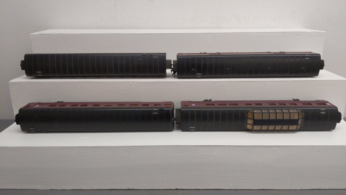 MTH 30-6730 O Canadian Pacific RailKing 60' Streamlined Passenger Set (Set of 4) EX